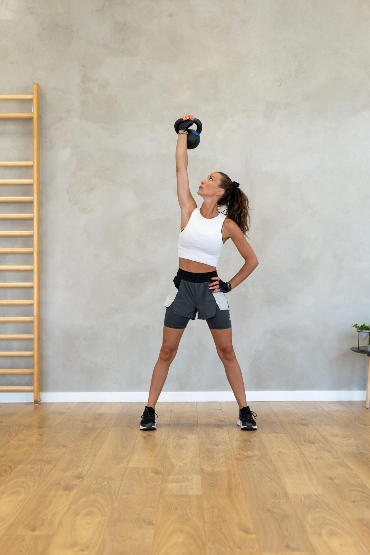 Image displaying training program